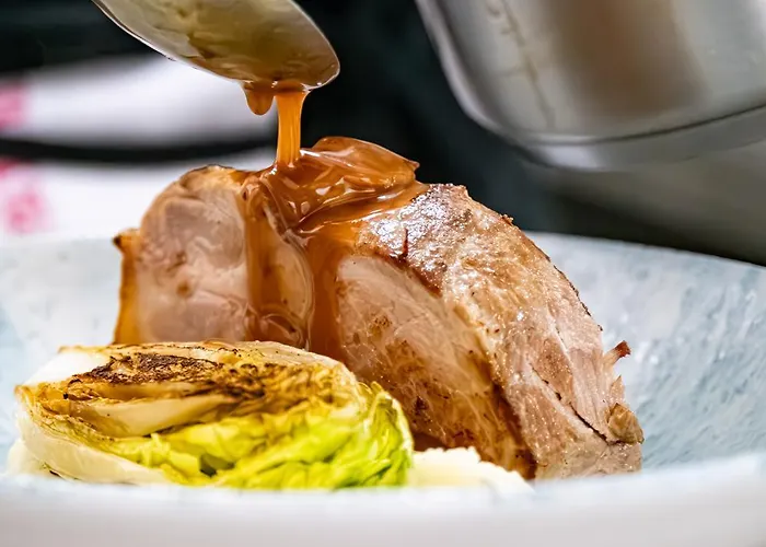 Manali By Alpine 公寓式酒店 5*