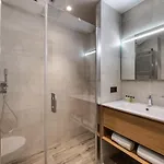 Manali By Alpine Apartahotel 5*