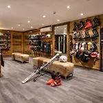 Apartahotel Manali By Alpine 5*