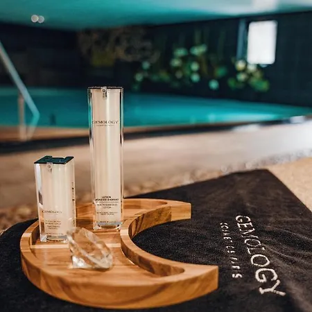 Manali By Alpine Apartmanhotel Courchevel