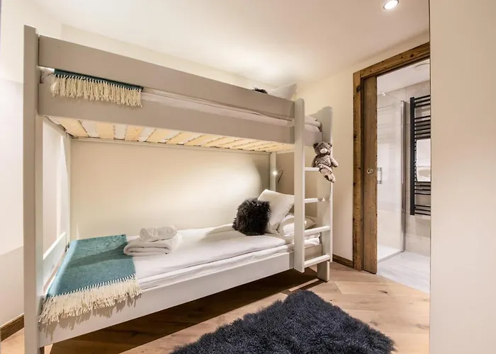 Apartmanhotel Manali By Alpine Courchevel